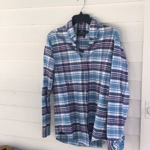 Vineyard Vines men’s shirt